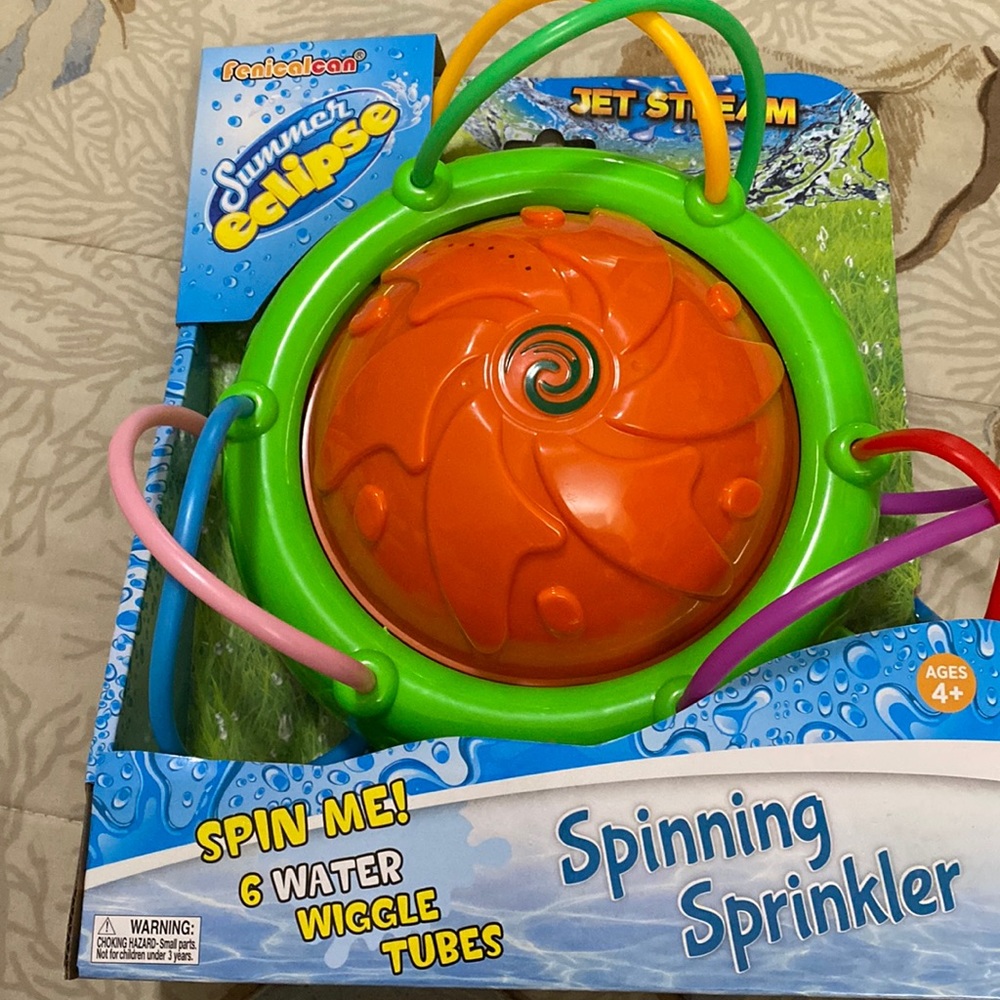 SPINNING SPRINKLER